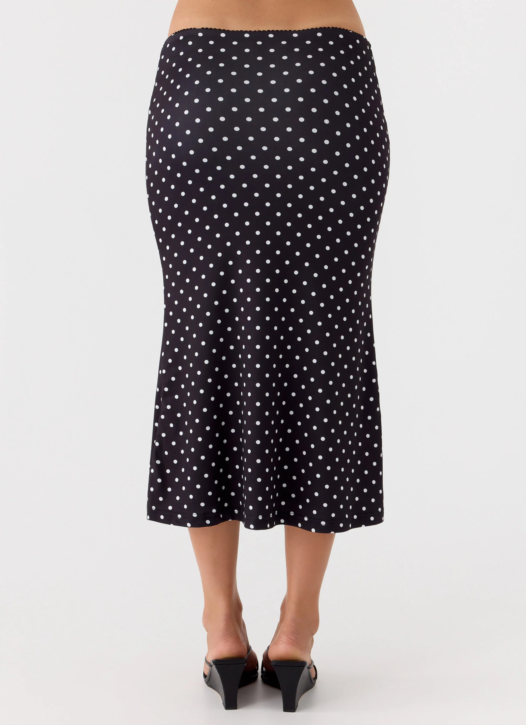 Bahama Low Rise Midi Skirt - Black Polkadot - Image 4