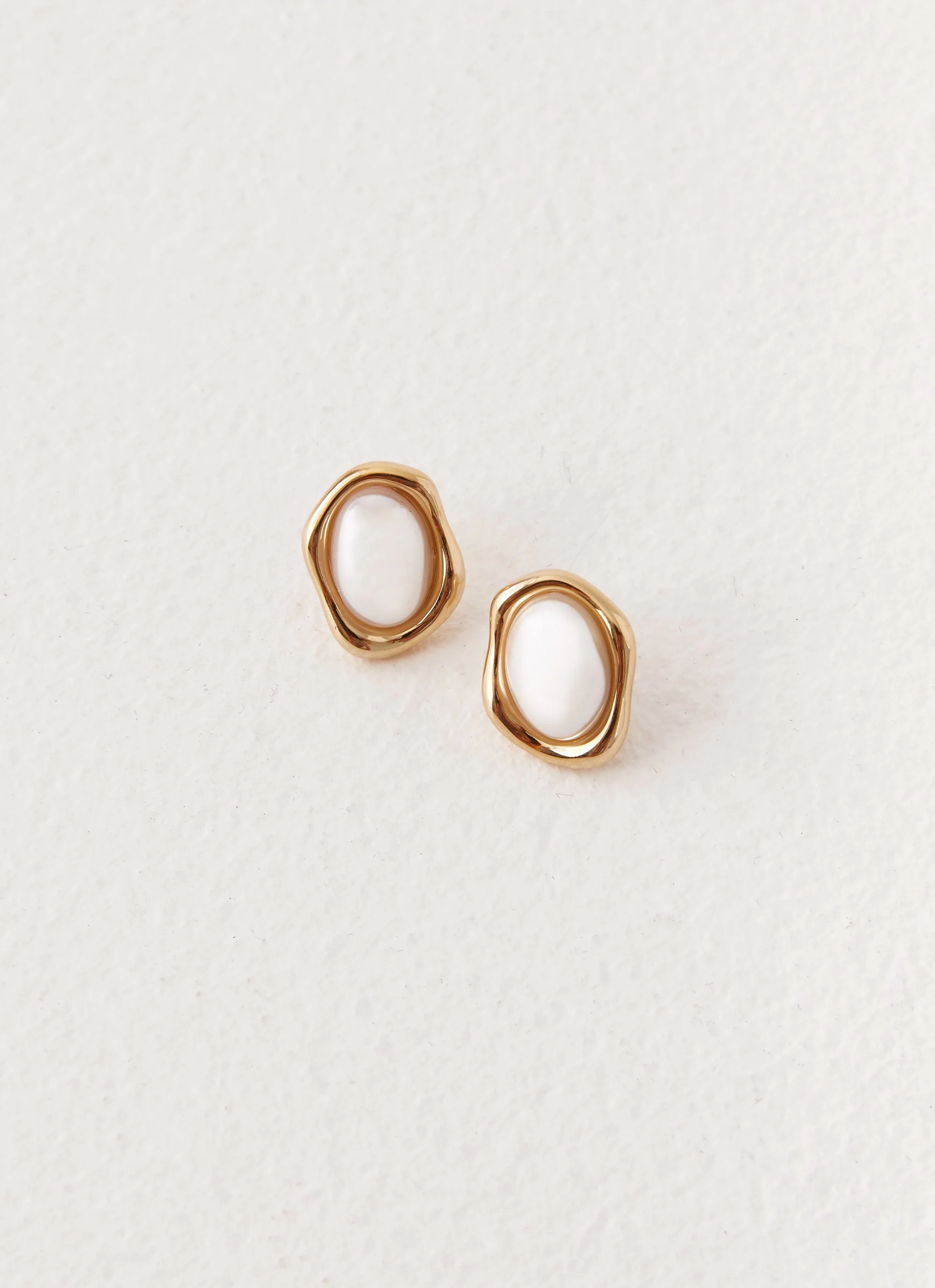 Blessing Pearl Earrings - Pearl - Image 2