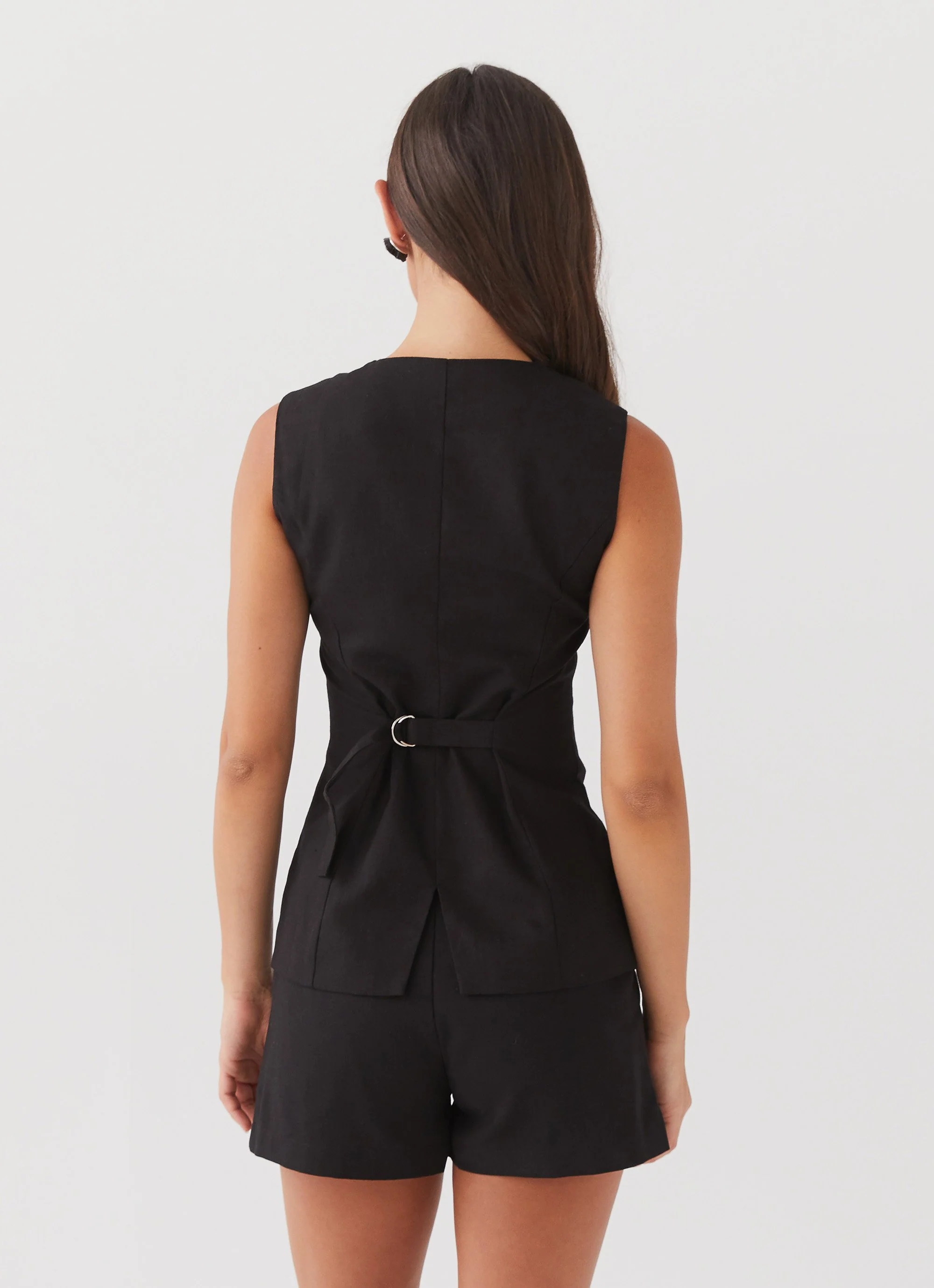 Born For Bordeaux Linen Shorts - Black - Image 6