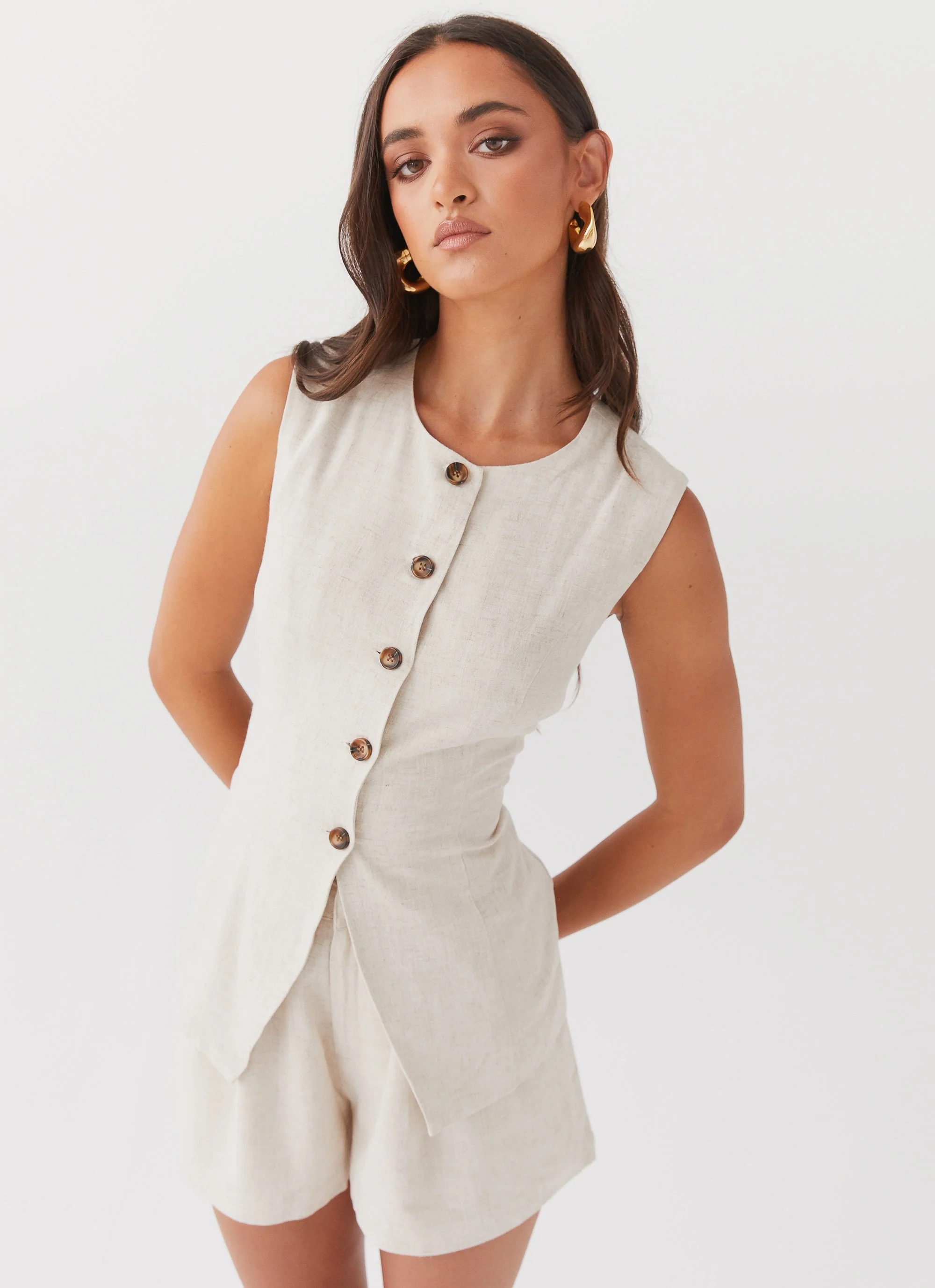 Born For Bordeaux Linen Vest - Oatmeal - Image 6