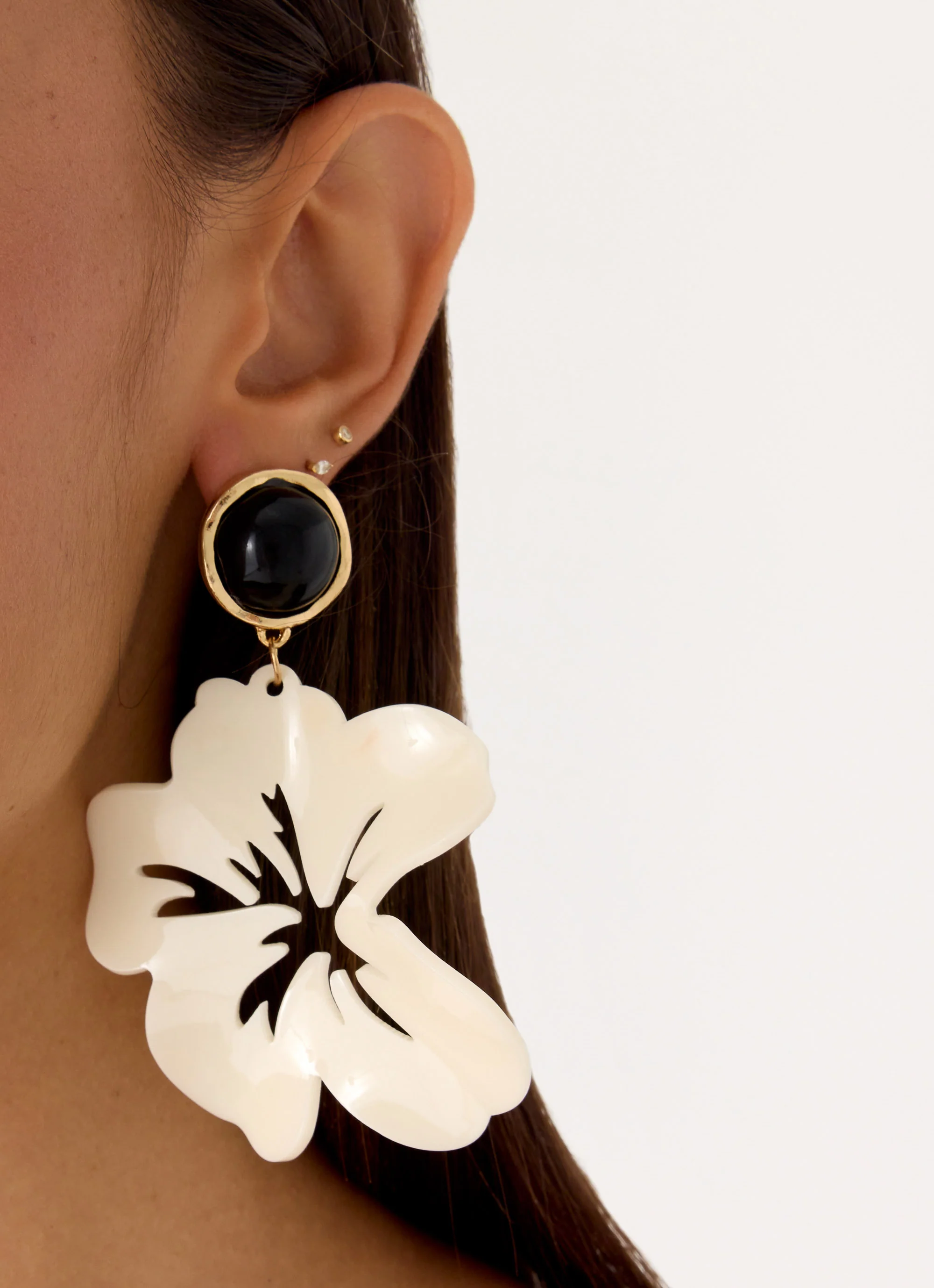 Chasing Heat Earrings - Ivory - Image 2
