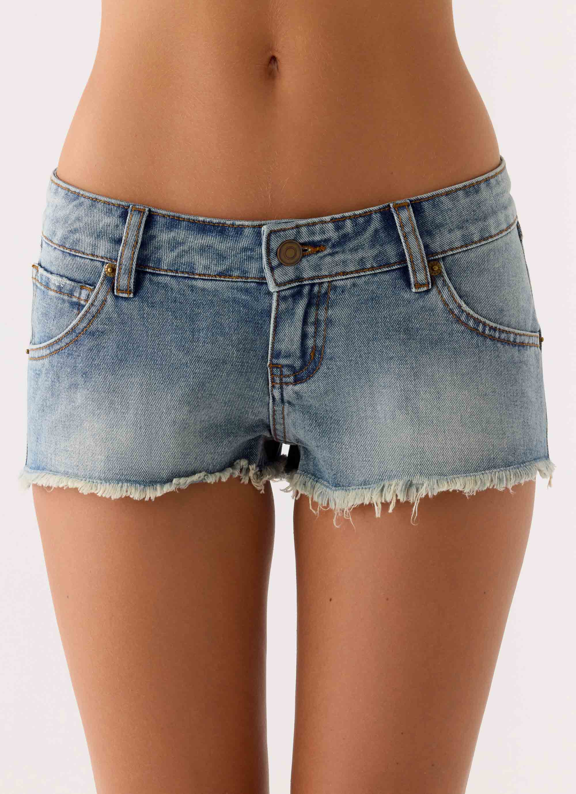 Elias Low Rise Distressed Denim Shorts - Vintage Wash Blue - Image 6