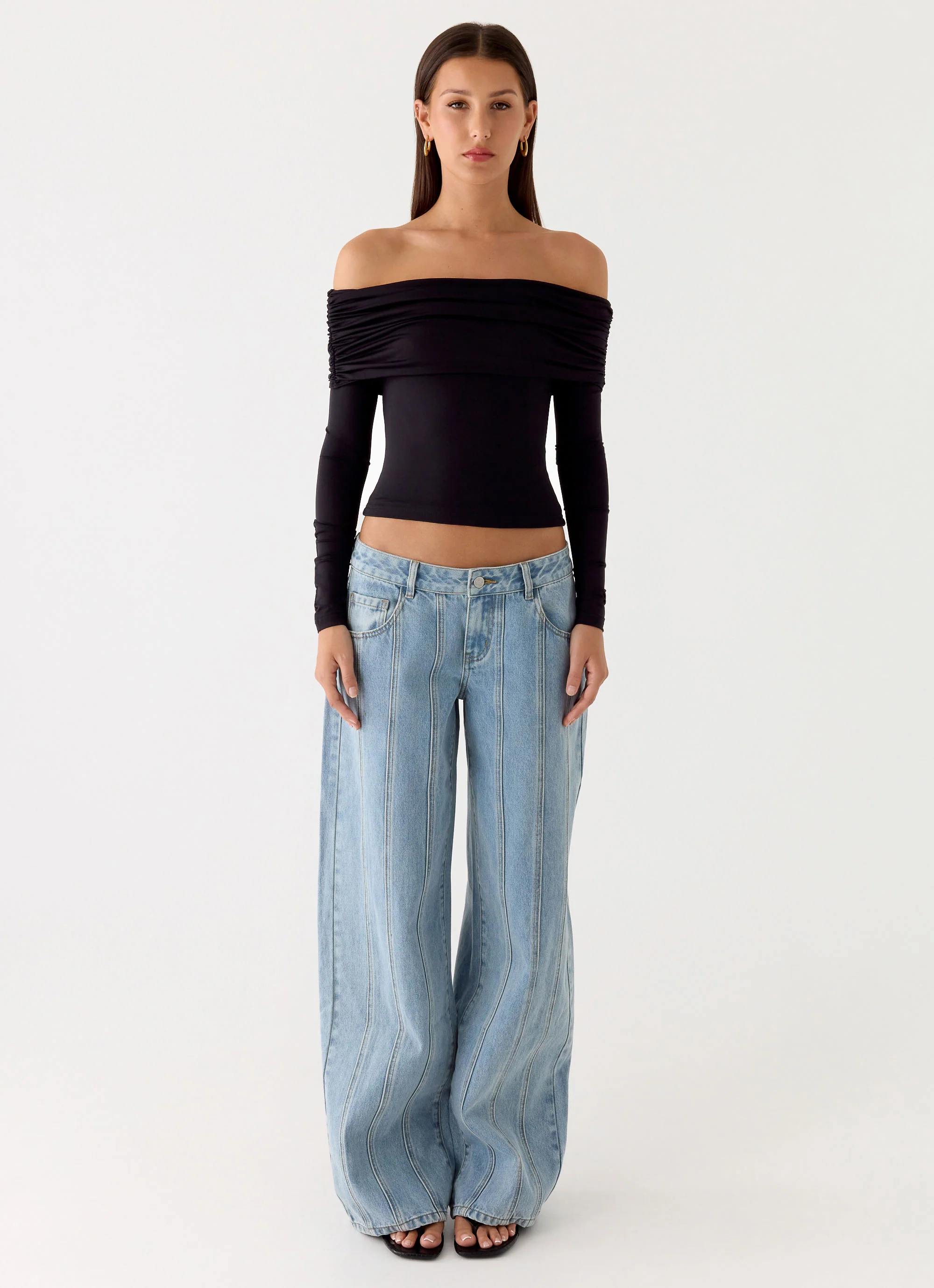 Johnny Low Rise Wide Leg Denim Jeans - Light Blue Wash - Image 2