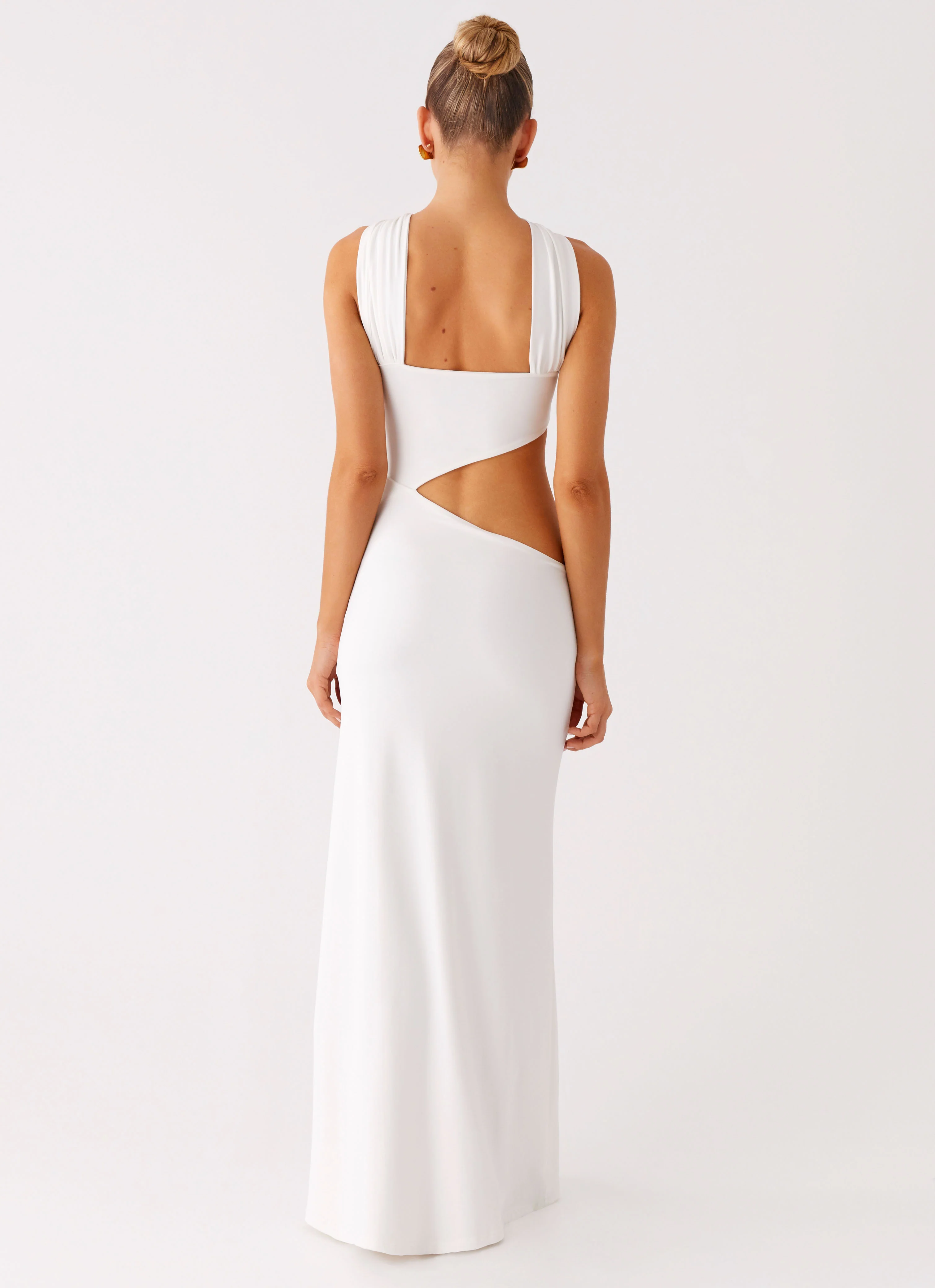 Juliander Knot Maxi Dress - White - Image 3