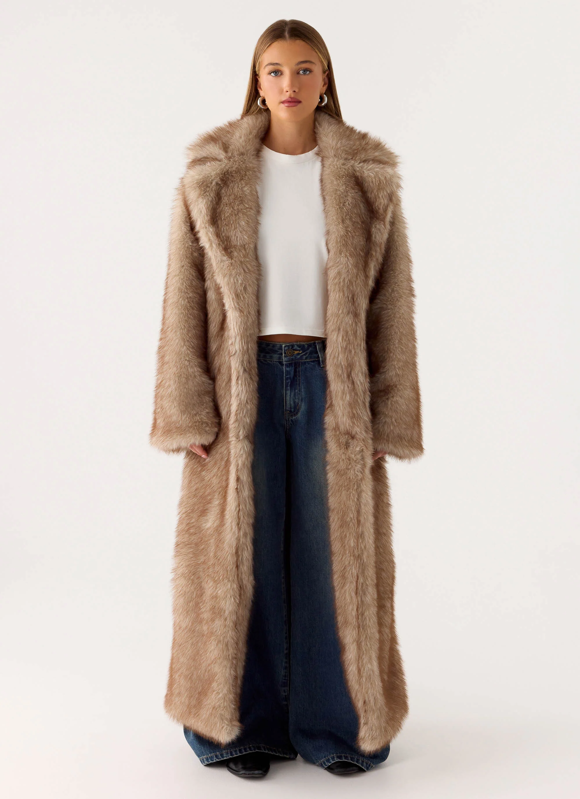 Kamil Faux Fur Maxi Coat - Tan Beige - Image 5
