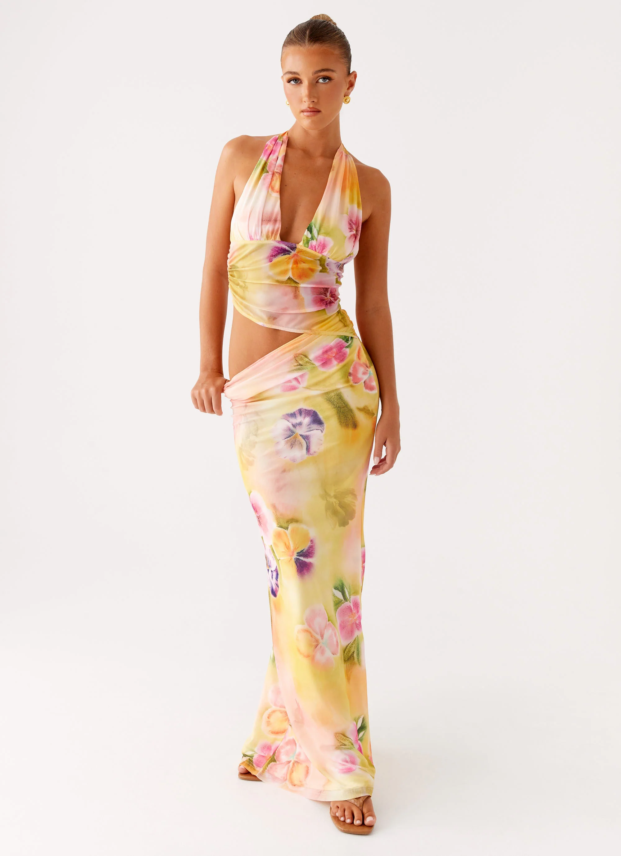 Main Act Halter Maxi Dress - Sunburst Floral - Image 5