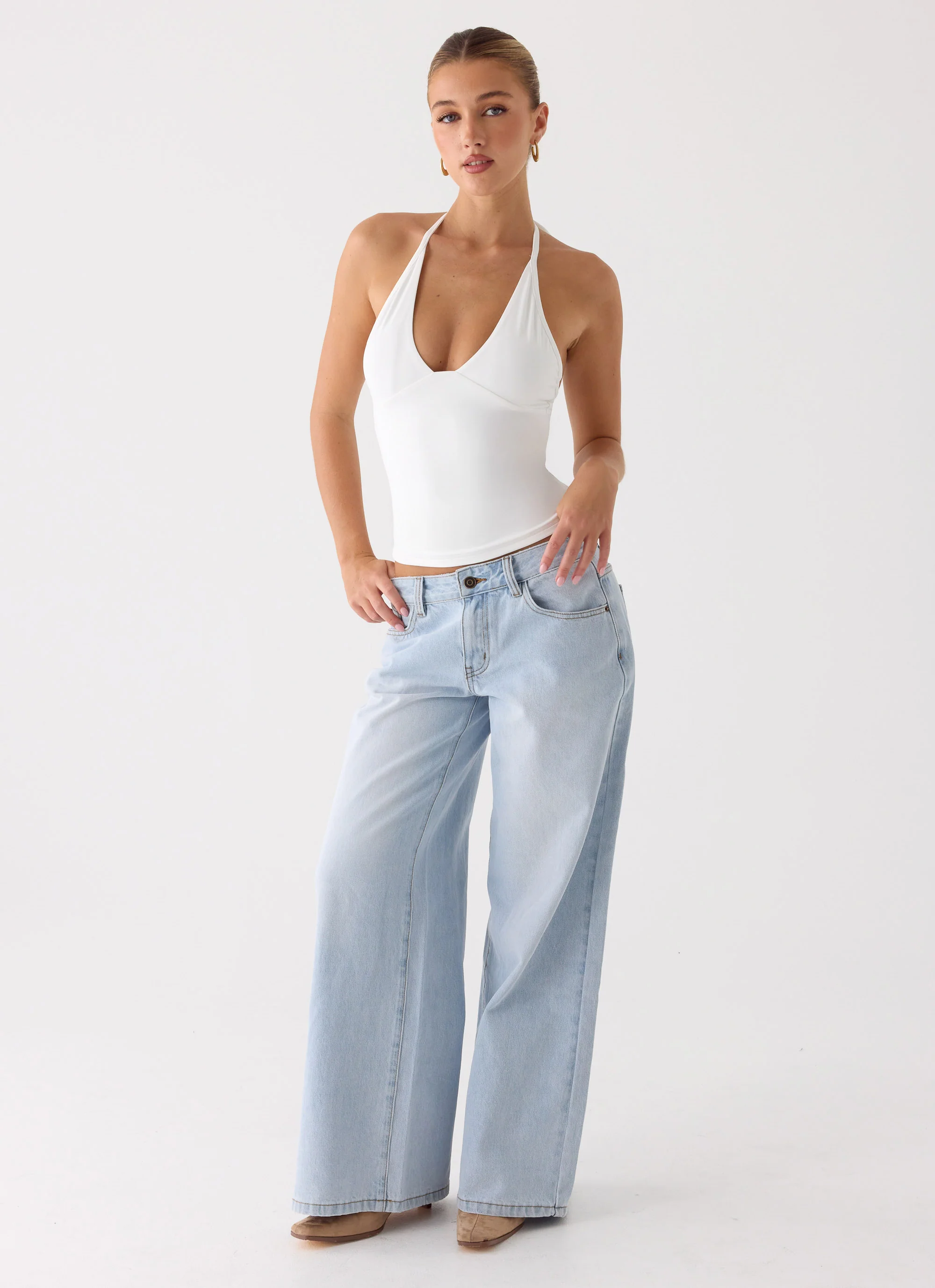 Neo Low Rise Wide Leg Denim Jeans - Light Blue Wash - Image 5