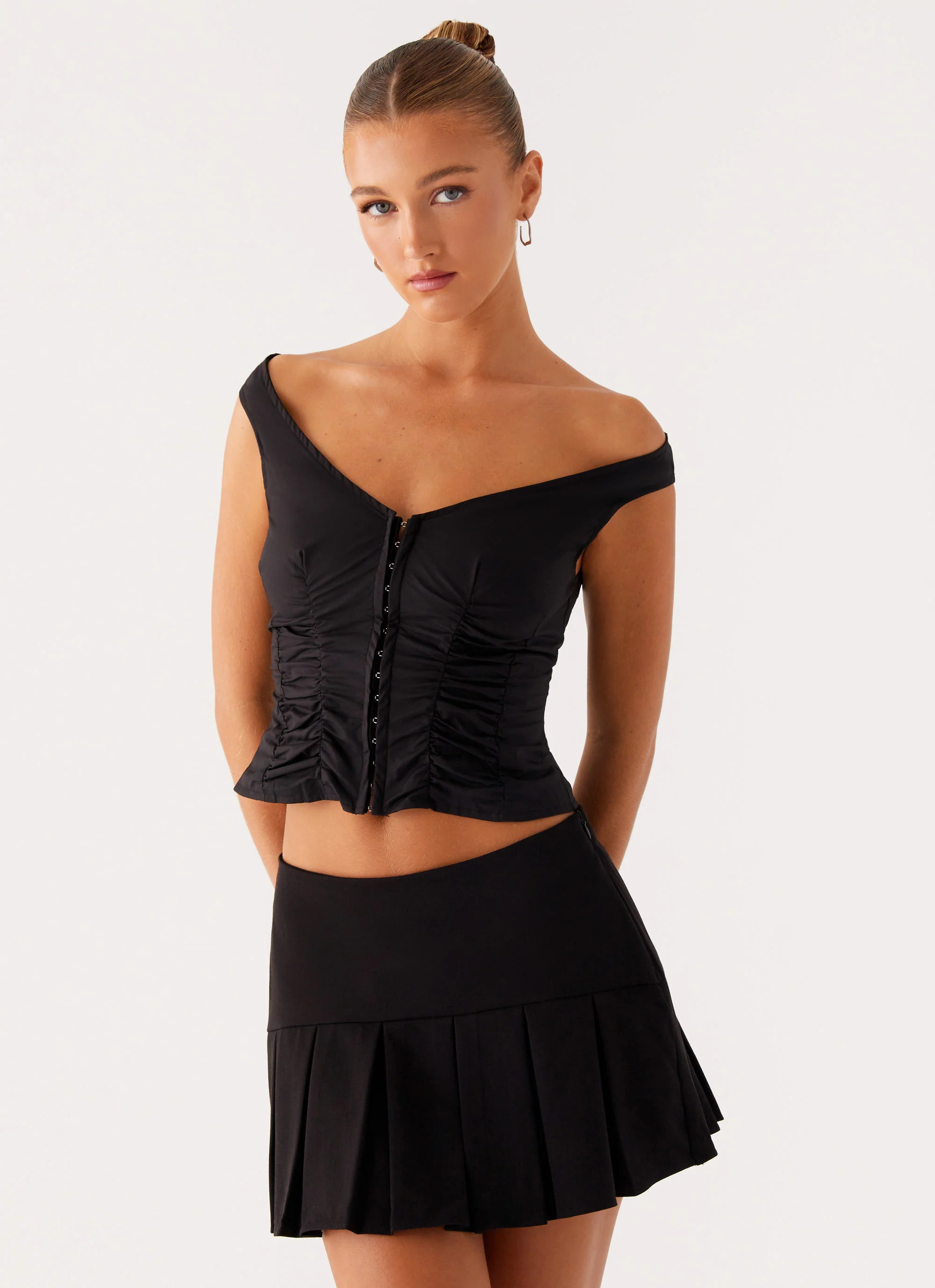 Shelby Pleated Mini Skirt - Black - Image 2